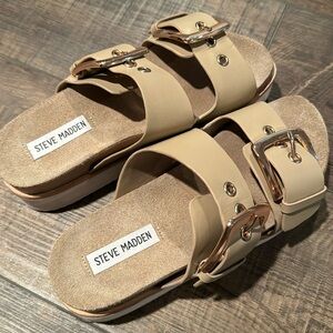 Steve Madden leather platform, double buckle sandal